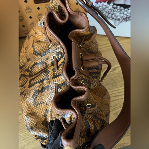 MCM SNAKE HOBO (ITALY) - Picture 11 of 16